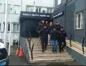Cumartesi çetesi üyeleri Bursa’da suçüstü yakalandı