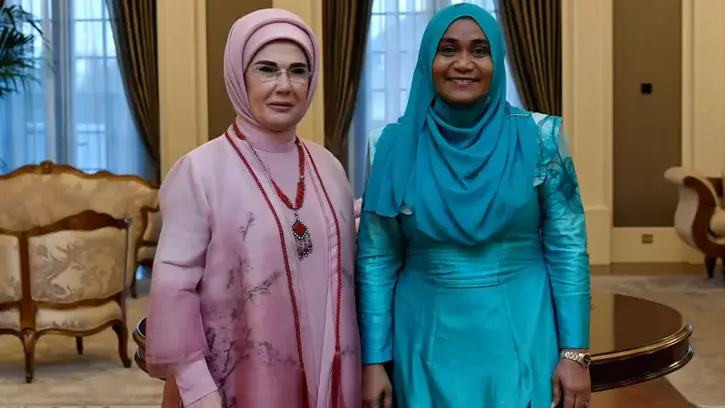 Emine Erdoğan Maldivler’in First Lady’sini ağırladı